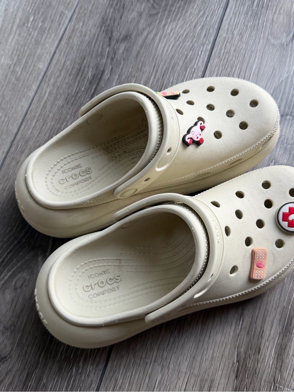 CROCS Platform Clogs in Cream with Decorative Charms - Picture 4 of 7